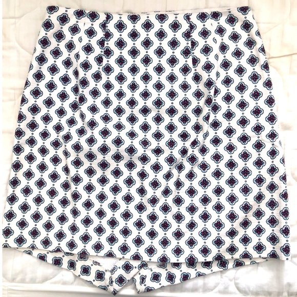 Ann Taylor LOFT skirt - Picture 2 of 7